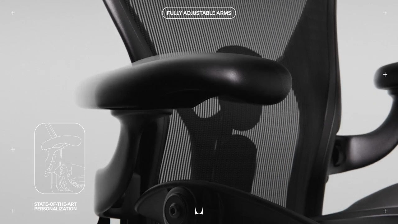 Nærbillede af Aeron gaming-stols armlæn, der viser justerbarheden, med stregtegning af samme område med teksten ›Avanceret personalisering‹ og ›Fuldt justerbare armlæn‹